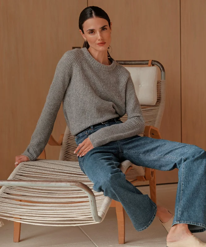 Dive Into Trendy Women's Fashion Cashmere Fisherman Sweater